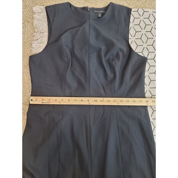 BANANA REPUBLIC SLEEVELESS BLACK BASIC WORK KNIT MIDI DRESS, SZ 14 - Picture 11 of 12